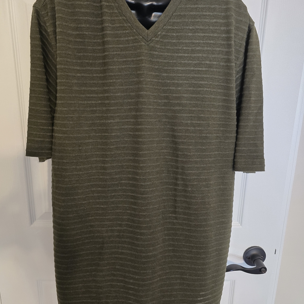 Striped V-Neck Olive Green Shirt Like New Size Large